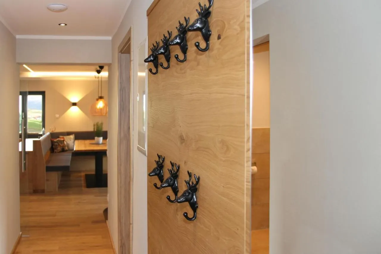 Апартаменты Bergzauber Wohlfuehlchalets - Skipiste - Private Sauna Больстерланг