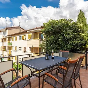 Lazzarich With Terrace Poreč