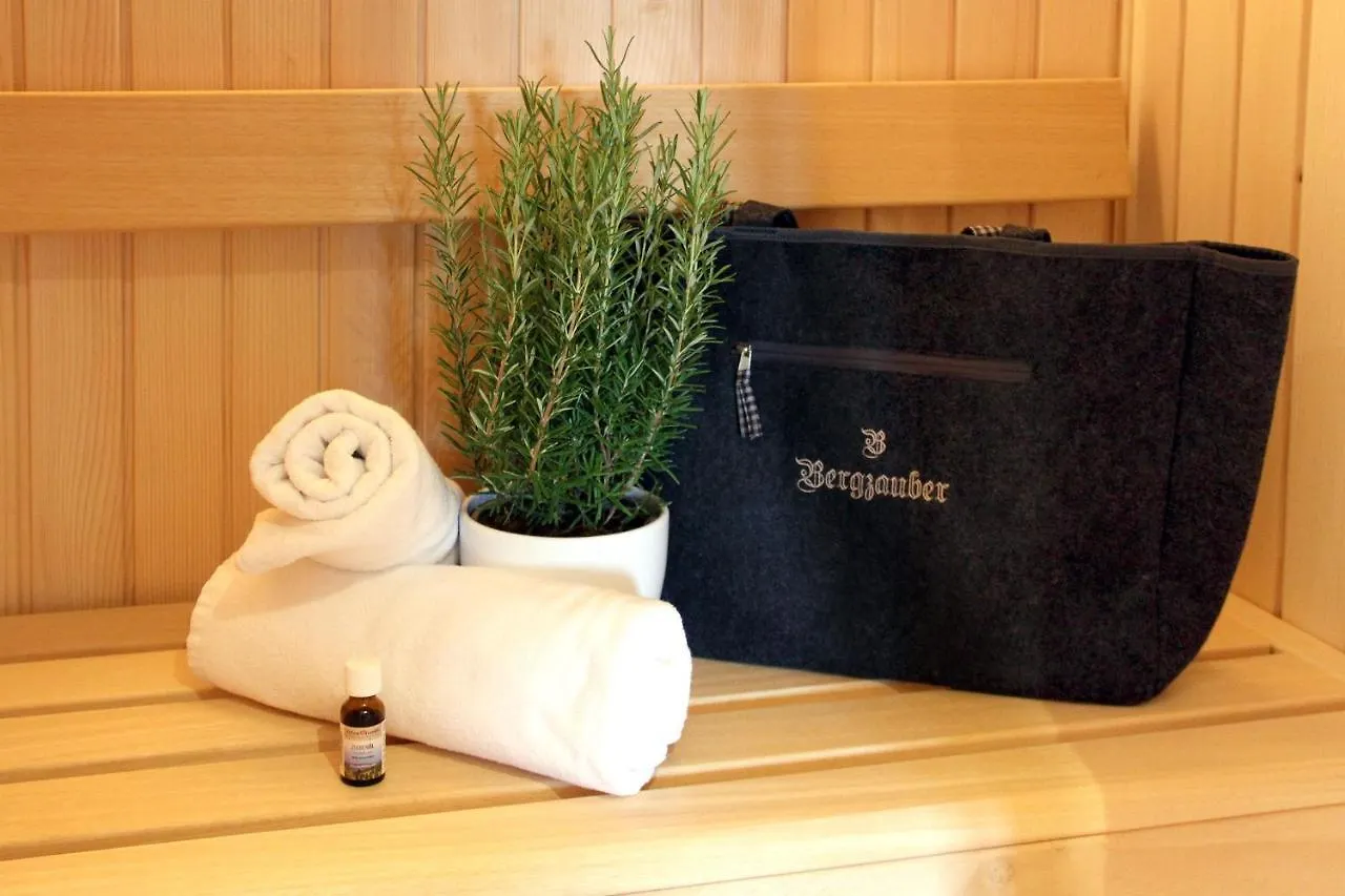 Bergzauber Wohlfuehlchalets - Skipiste - Private Sauna Bolsterlang 0*,  Germany
