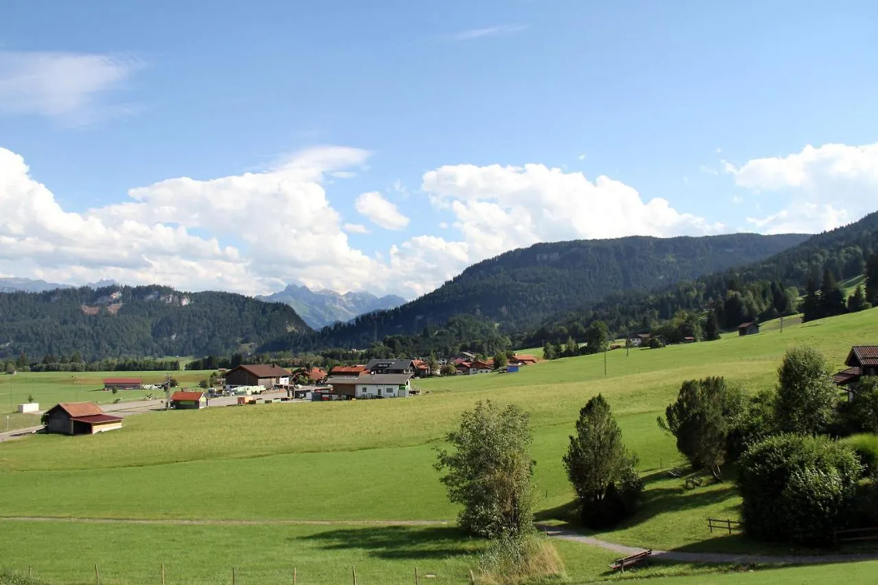 Apartment Bergzauber Wohlfuehlchalets - Skipiste - Private Sauna Bolsterlang