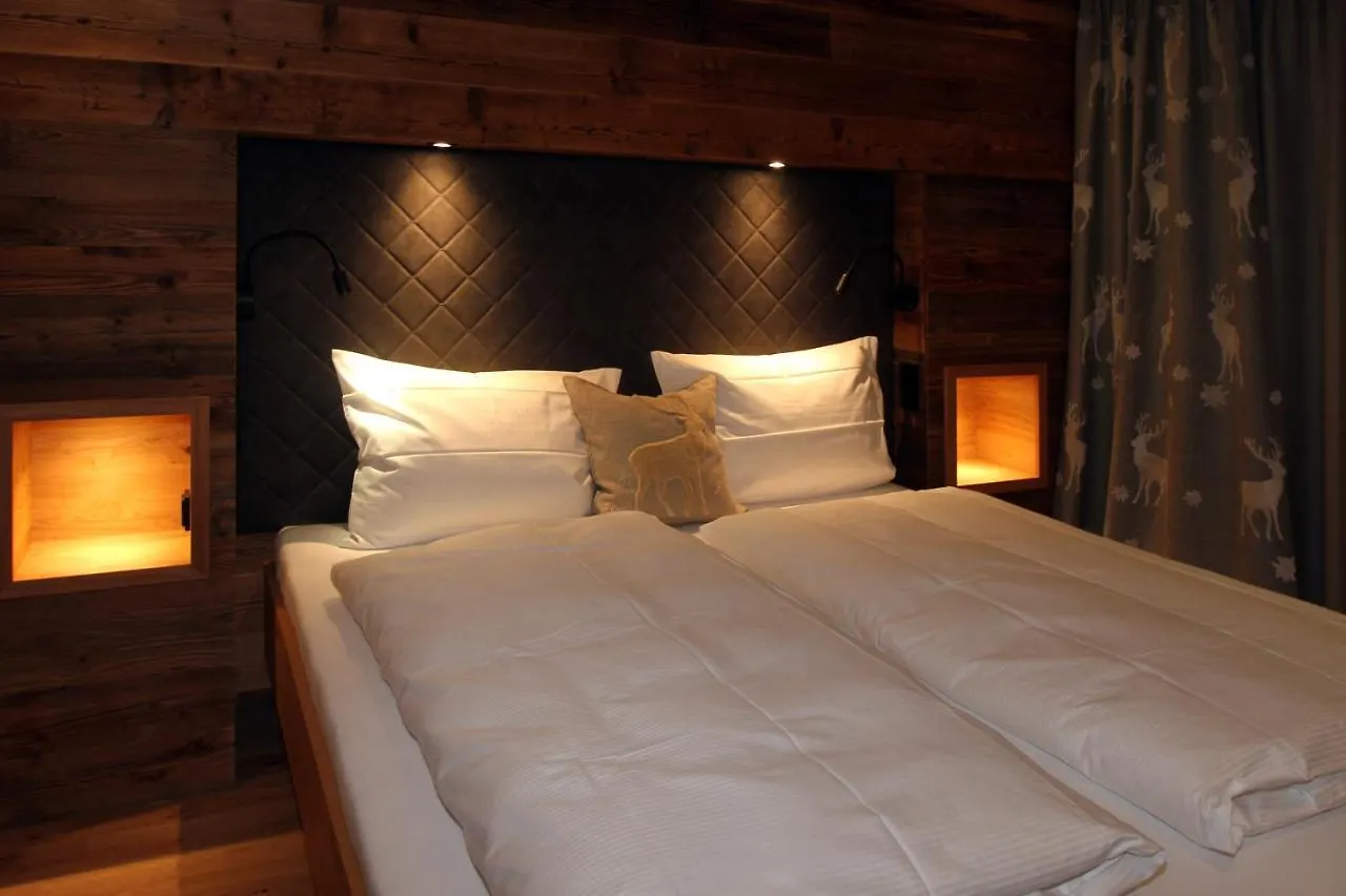 Bergzauber Wohlfuehlchalets - Skipiste - Private Sauna Bolsterlang Apartment