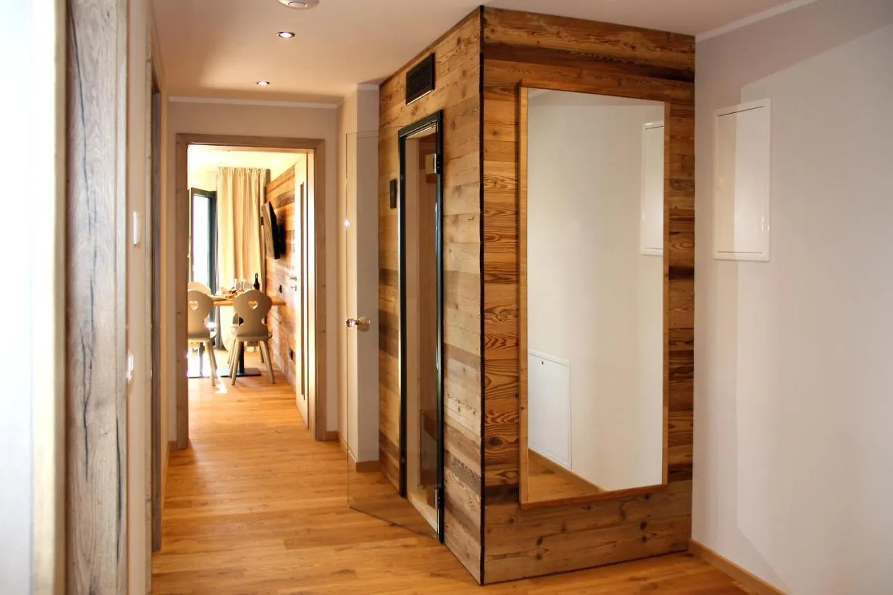 Apartment Bergzauber Wohlfuehlchalets - Skipiste - Private Sauna Bolsterlang Germany